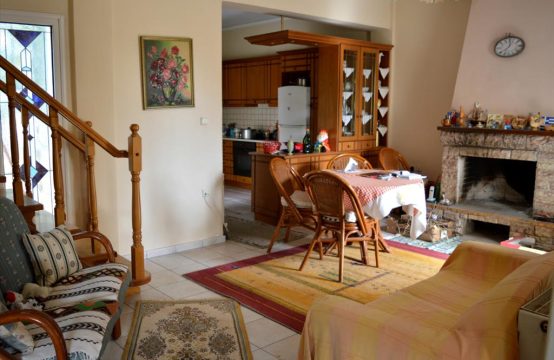 For Sale &#8211; Maisonette 220 m²