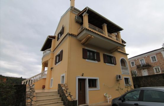 For Sale &#8211; Detached house 350 m²