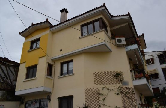 For Sale &#8211; Detached house 245 m²