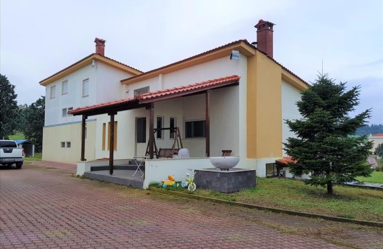 For Sale &#8211; Detached house 400 m²