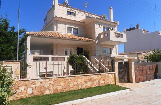 For Sale &#8211; Detached house 330 m²