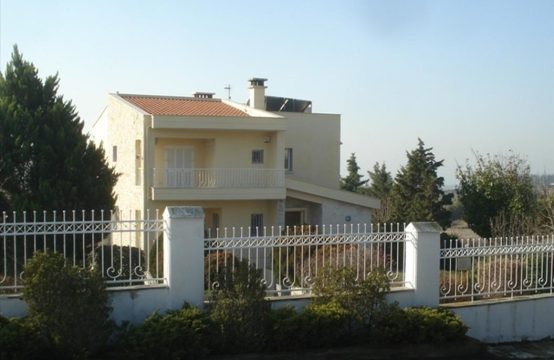 For Sale &#8211; Detached house 347 m²