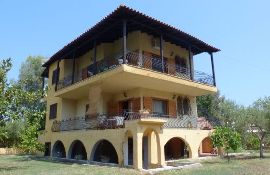 For Sale &#8211; Villa 225 m²