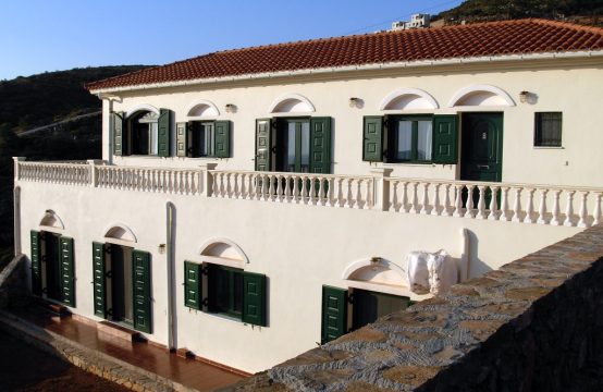 For Sale &#8211; Villa 302 m²