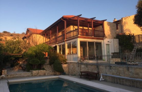 For Sale &#8211; Villa 380 m²