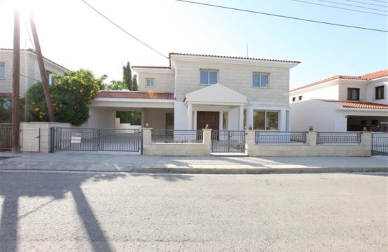 For Sale &#8211; Villa 233 m²