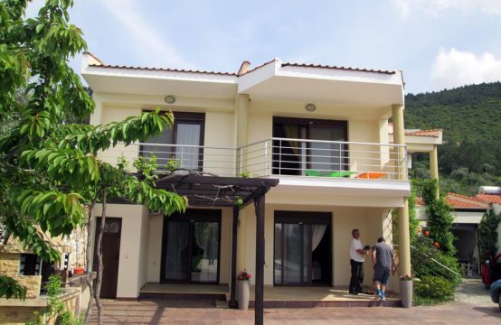 For Sale &#8211; Villa 270 m²