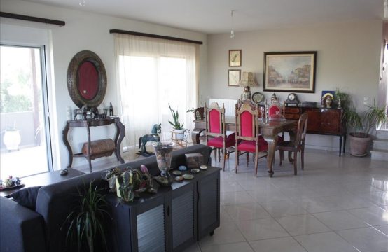 For Sale &#8211; Detached house 320 m²