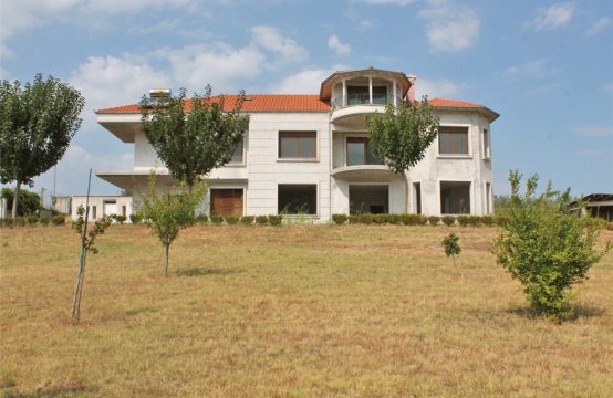 For Sale &#8211; Villa 500 m²