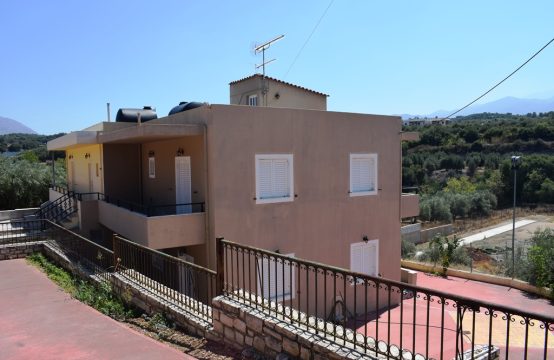 For Sale &#8211; Detached house 240 m²