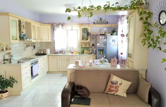 For Sale &#8211; Detached house 330 m²