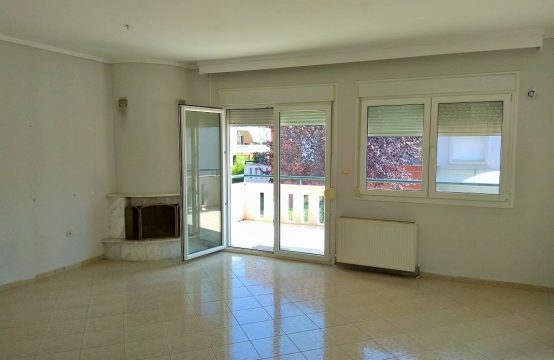 For Sale &#8211; Maisonette 210 m²