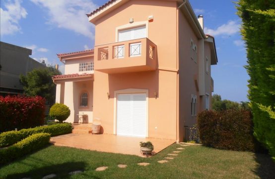 For Sale &#8211; Detached house 400 m²