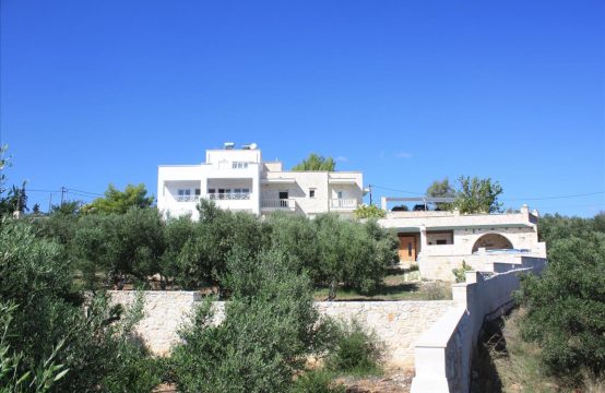 For Sale &#8211; Villa 400 m²