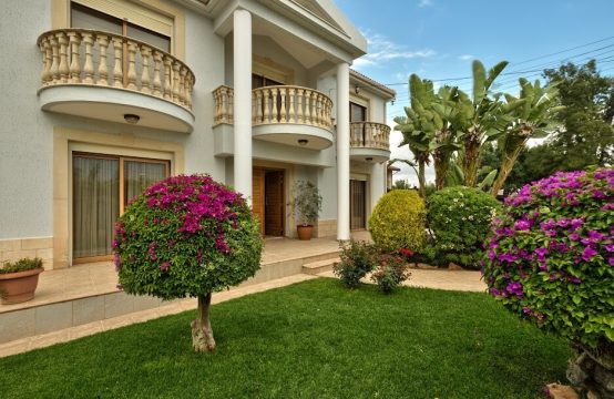 For Rent &#8211; Villa 220 m²