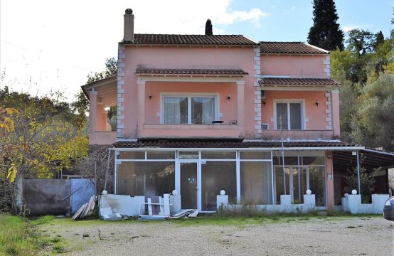 For Sale &#8211; Detached house 400 m²