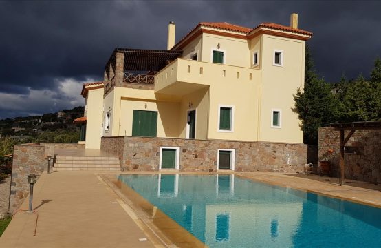 For Sale &#8211; Villa 600 m²