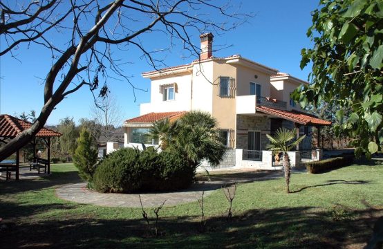 For Sale &#8211; Detached house 285 m²