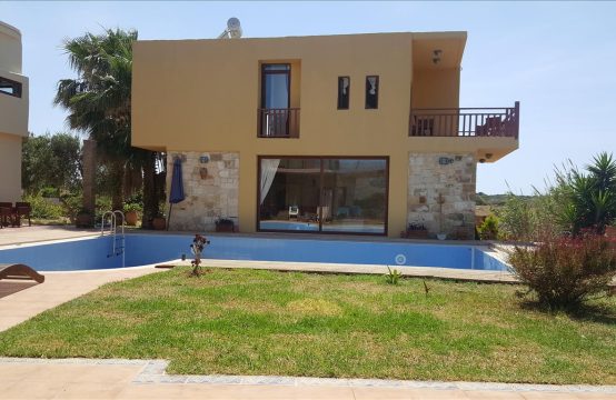 For Sale &#8211; Villa 4000 m²