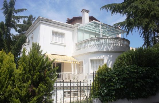 For Sale &#8211; Villa 400 m²