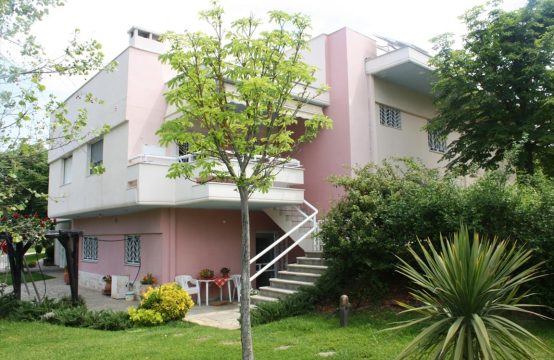 For Sale &#8211; Villa 610 m²