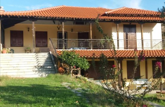 For Sale &#8211; Detached house 220 m²