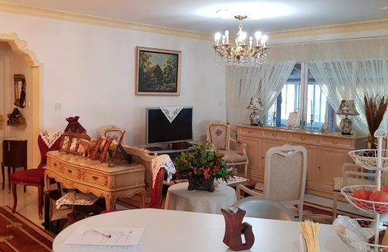 For Sale &#8211; Flat 187 m²