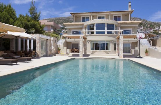 For Sale &#8211; Villa 820 m²