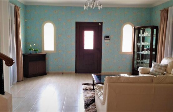 For Sale &#8211; Detached house 175 m²