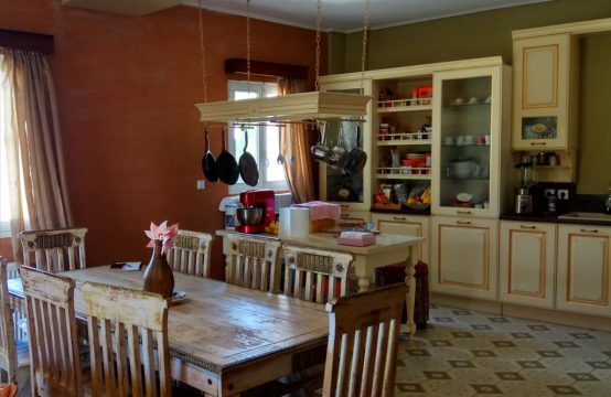 For Sale &#8211; Detached house 339 m²