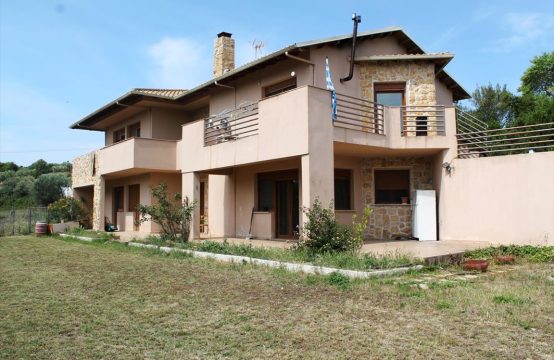 For Sale &#8211; Detached house 196 m²