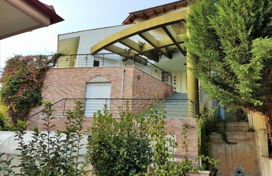 For Sale &#8211; Maisonette 400 m²