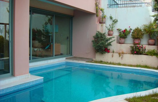 For Sale &#8211; Detached house 395 m²