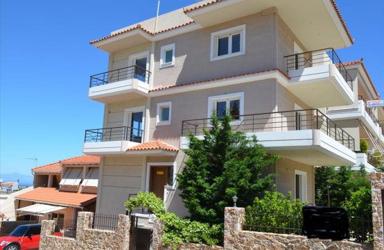 For Sale &#8211; Detached house 214 m²