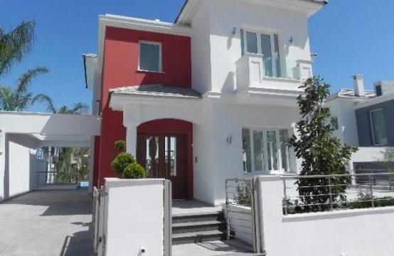 For Sale &#8211; Villa 314 m²