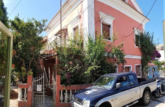 For Sale &#8211; Detached house 290 m²