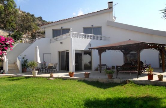 For Sale &#8211; Villa 400 m²