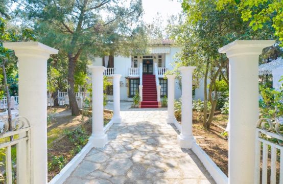 For Sale &#8211; Detached house 280 m²