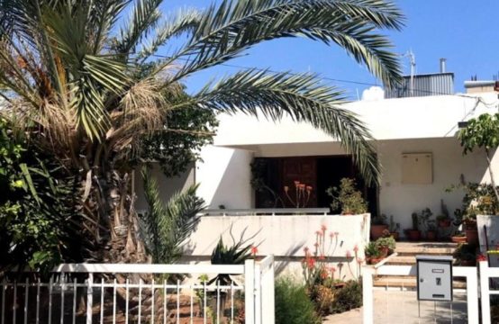 For Sale &#8211; Detached house 235 m²