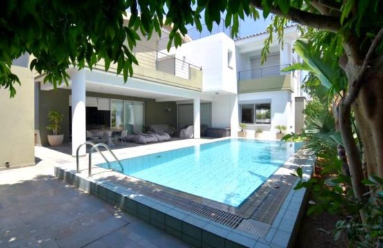 For Sale &#8211; Villa 512 m²