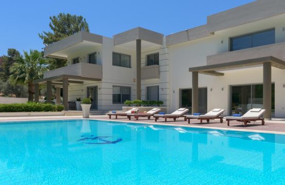 For Sale &#8211; Villa 480 m²