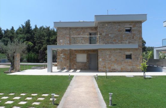 For Sale &#8211; Villa 250 m²