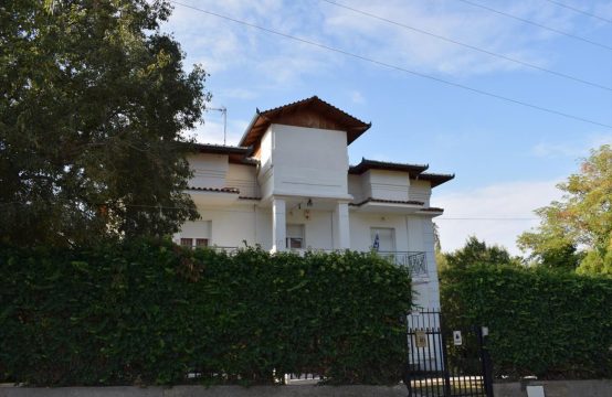 For Sale &#8211; Detached house 300 m²