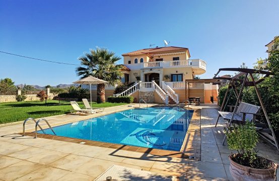 For Sale &#8211; Villa 270 m²