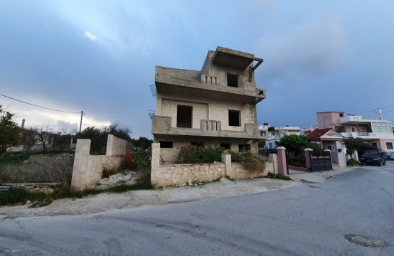 For Sale &#8211; Detached house 180 m²