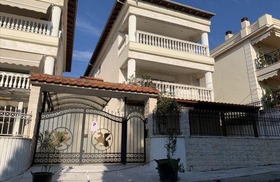 For Sale &#8211; Detached house 380 m²