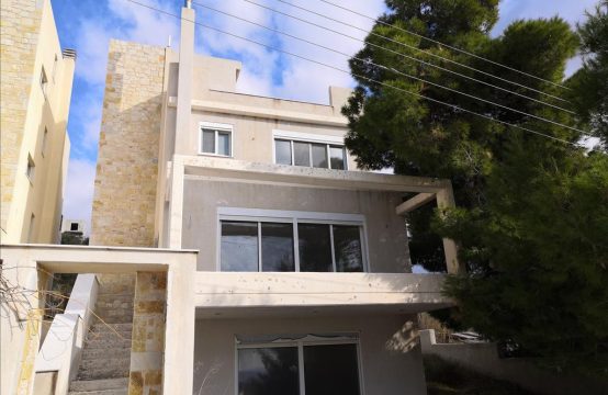 For Sale &#8211; Maisonette 221 m²