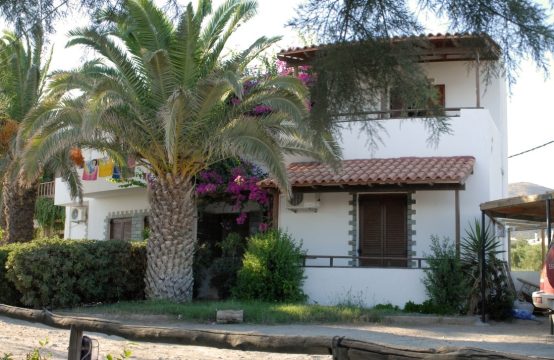 For Sale &#8211; Villa 299 m²