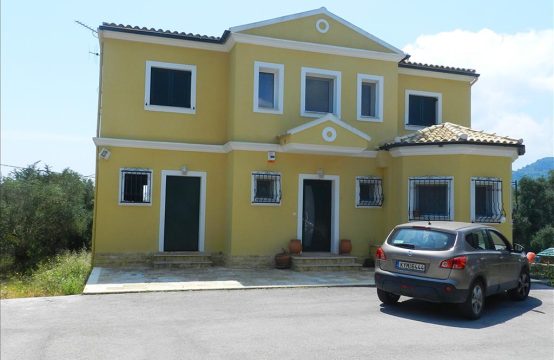 For Sale &#8211; Detached house 220 m²