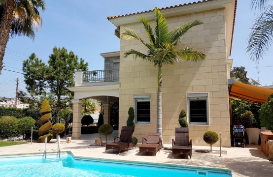 For Sale &#8211; Villa 230 m²